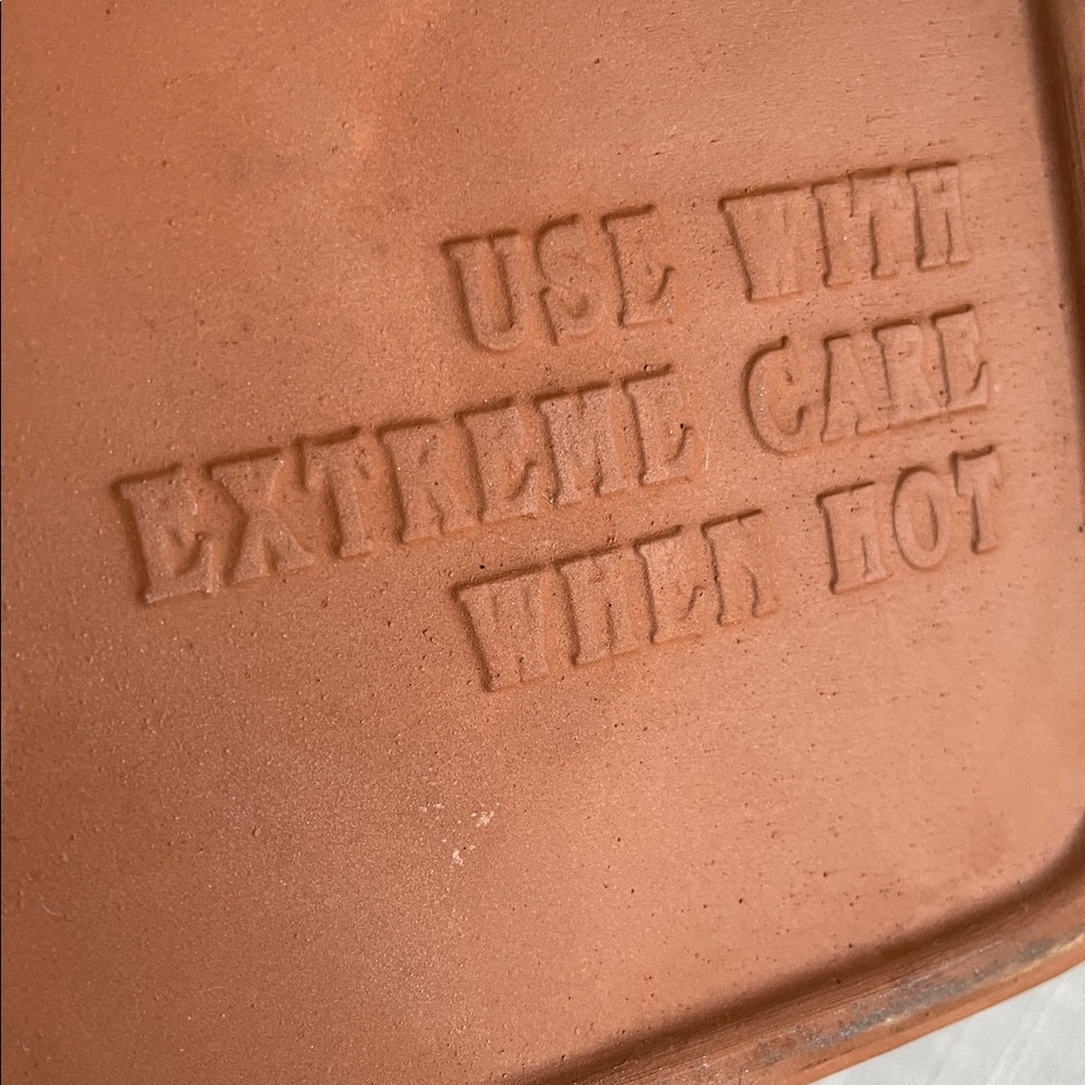 Longaberger Bread Basket and Warming Brick Excellent Condition - Picture 10 of 11